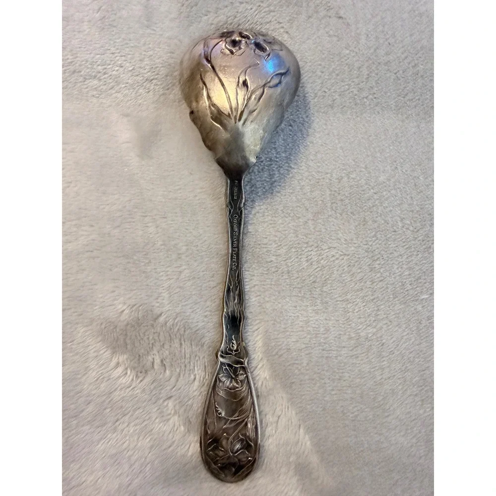 Oxford‎ Silver Plate Co Narcissus 1908 Art Nouveau Berry Serving Spoon Floral